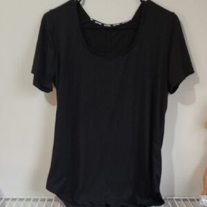 Elegant Black Short Sleeve Top